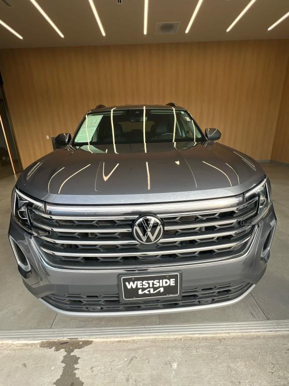 used 2024 Volkswagen Atlas car, priced at $29,997