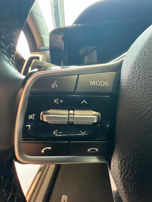 used 2022 Kia Sorento Hybrid car, priced at $27,997
