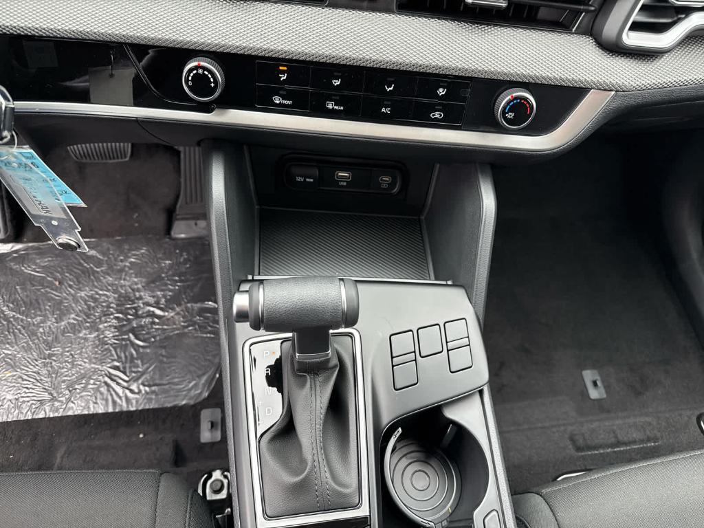 new 2025 Kia Sportage car, priced at $26,390