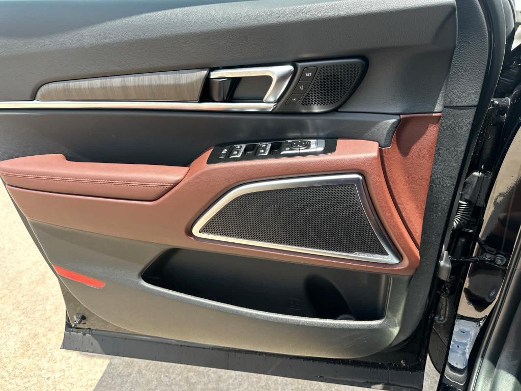 new 2024 Kia Telluride car, priced at $45,997