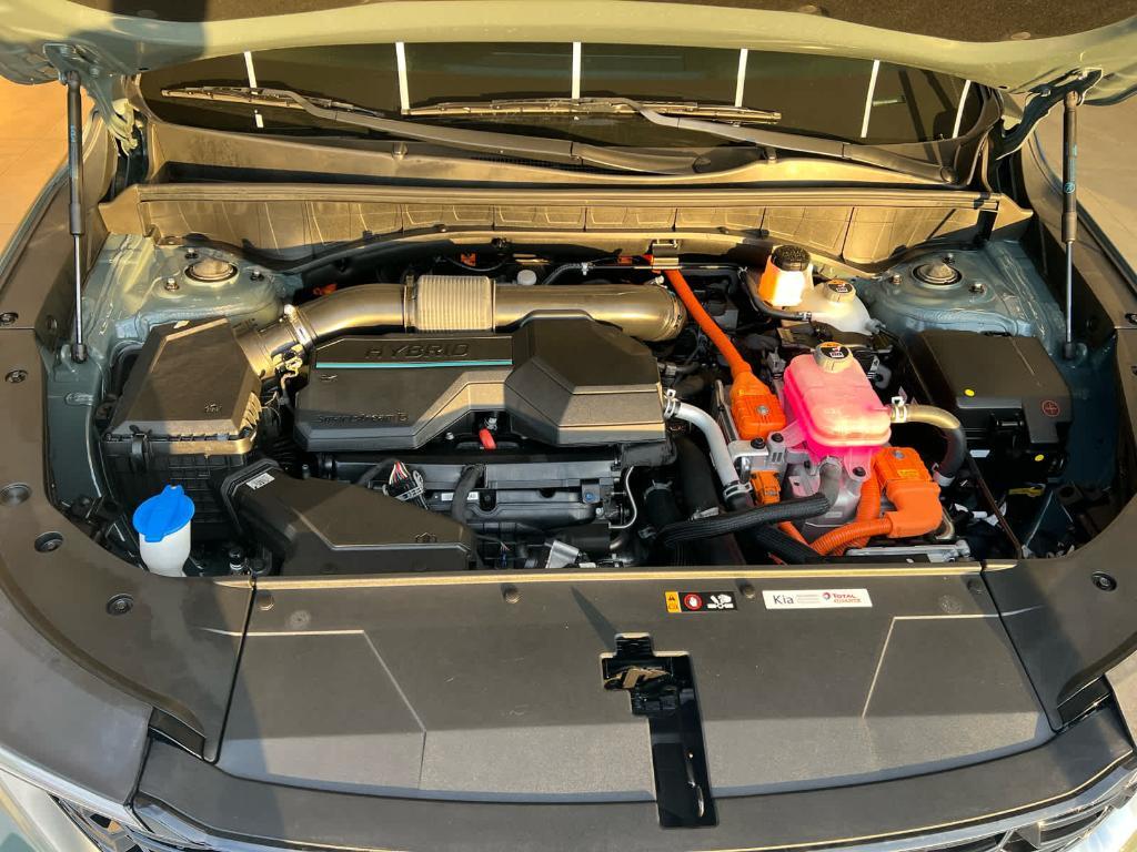 used 2025 Kia Sorento Hybrid car, priced at $32,980