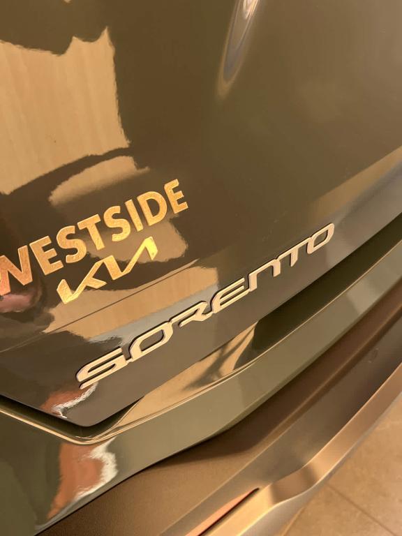 used 2025 Kia Sorento Hybrid car, priced at $32,980