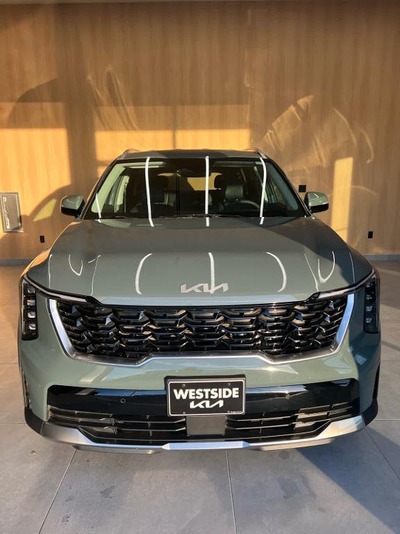 used 2025 Kia Sorento Hybrid car, priced at $32,980