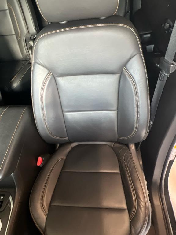 used 2020 Chevrolet Traverse car, priced at $22,582