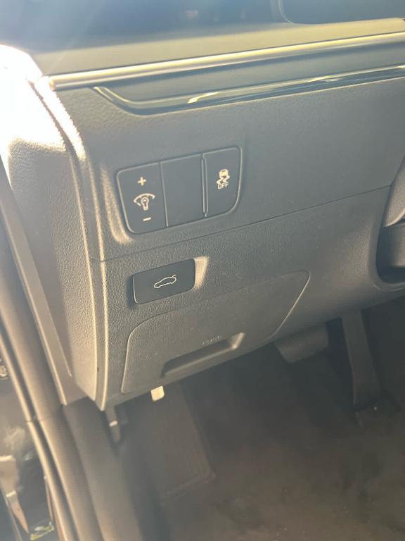 used 2026 Kia K5 car, priced at $27,650