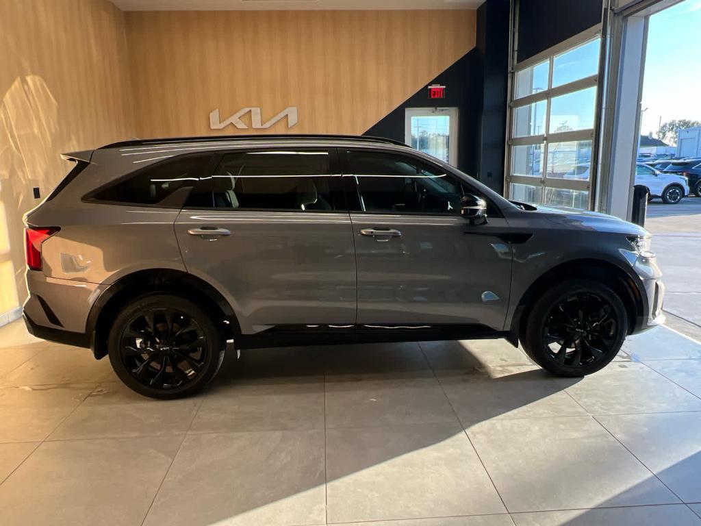 used 2023 Kia Sorento car, priced at $28,157
