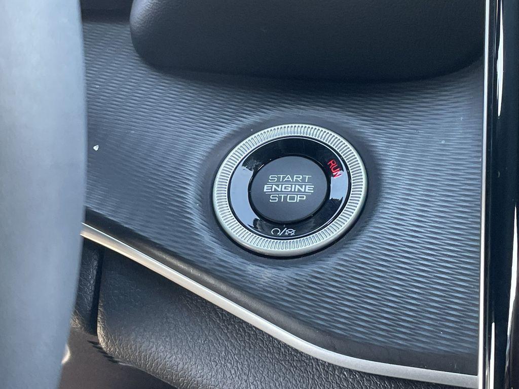 used 2023 Jeep Grand Cherokee L car, priced at $30,769