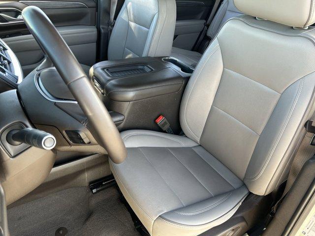 used 2023 GMC Yukon car, priced at $53,374