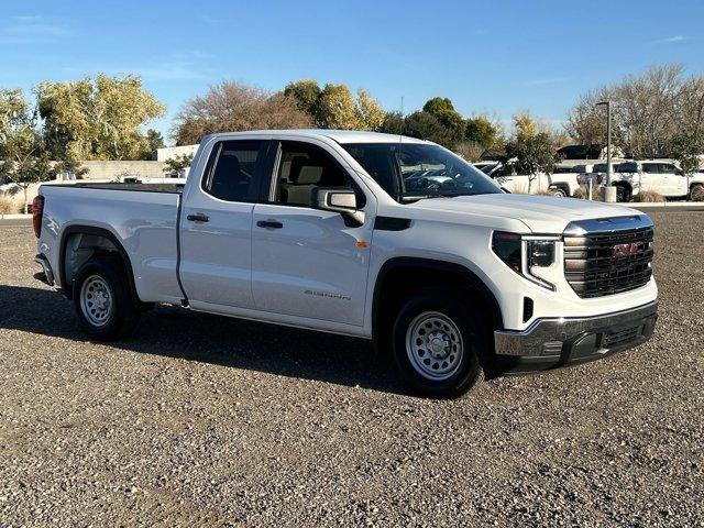 used 2023 GMC Sierra 1500 car, priced at $30,900