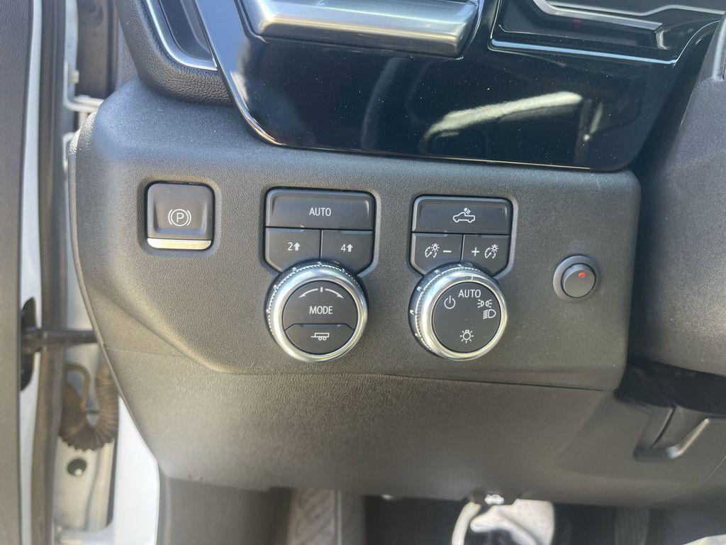 used 2023 GMC Sierra 1500 car, priced at $33,834