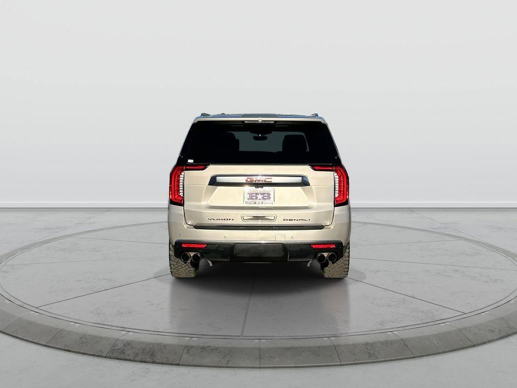 used 2021 GMC Yukon XL car, priced at $42,900