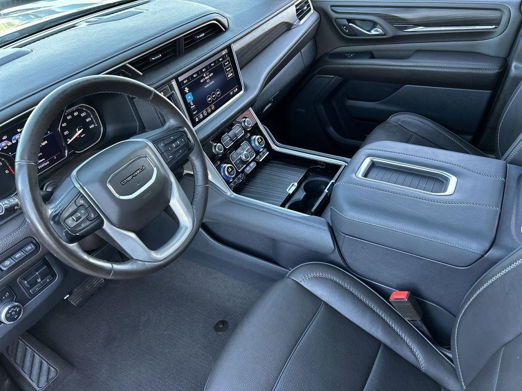 used 2021 GMC Yukon XL car, priced at $42,900