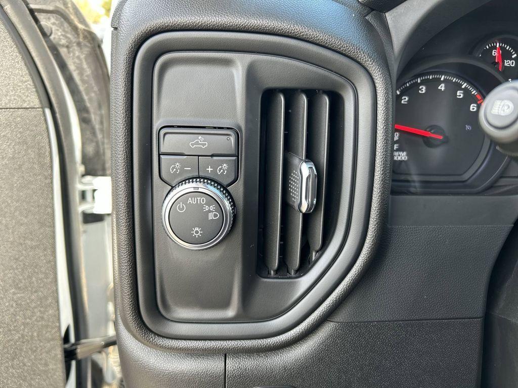 used 2025 GMC Sierra 1500 car, priced at $34,900
