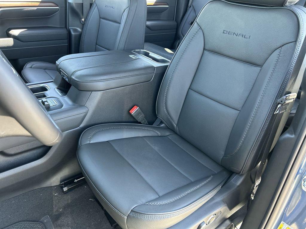 new 2026 GMC Sierra 1500 car, priced at $77,240