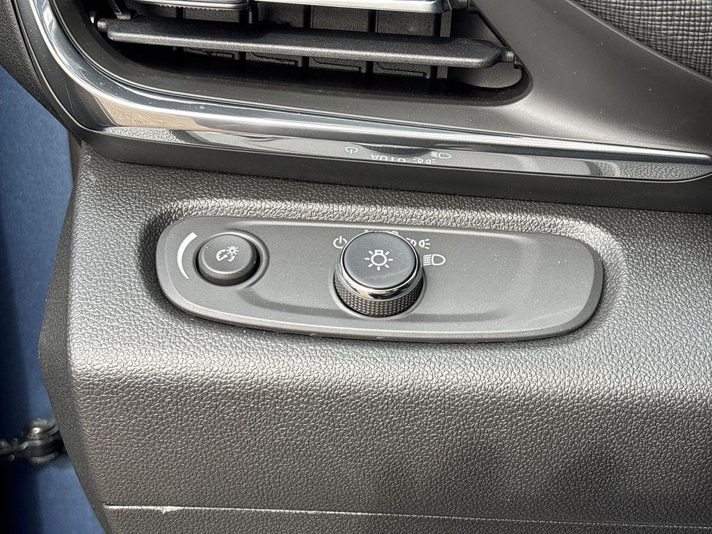 new 2026 Buick Envista car, priced at $26,990