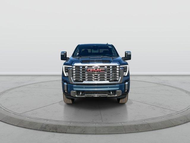 new 2026 GMC Sierra 3500 car, priced at $81,070