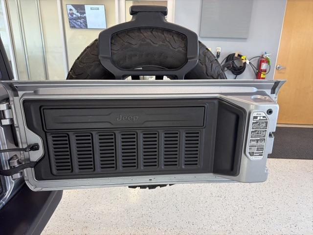 used 2019 Jeep Wrangler Unlimited car, priced at $29,998