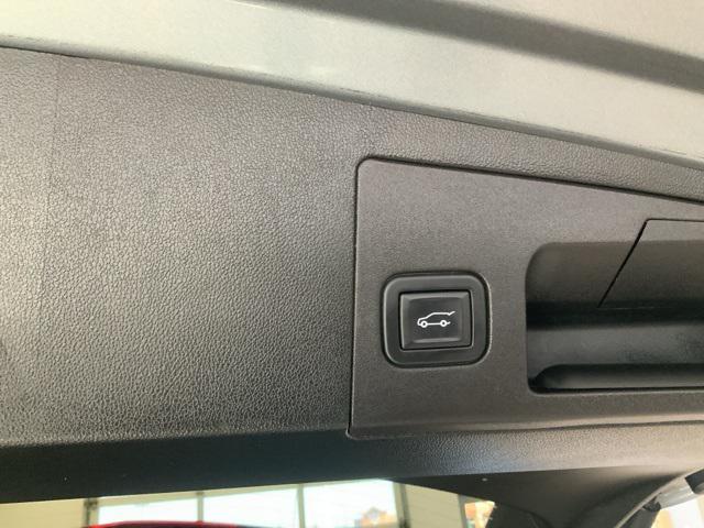 used 2024 Cadillac XT5 car, priced at $41,708