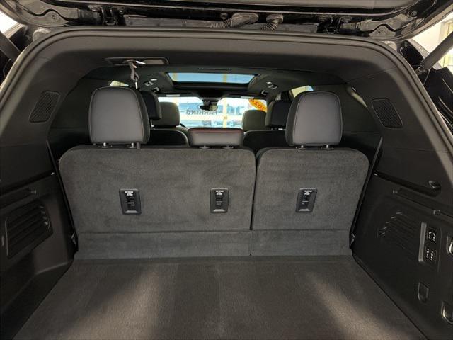 used 2024 Chevrolet Traverse car, priced at $47,898