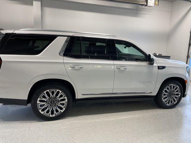 used 2024 GMC Yukon car, priced at $81,628