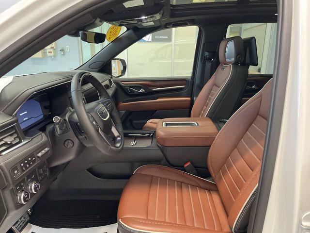 used 2024 GMC Yukon car, priced at $81,628