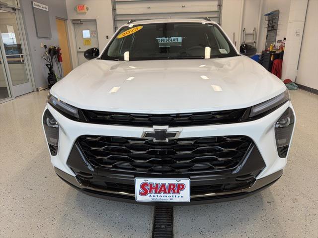 used 2025 Chevrolet Trax car, priced at $23,808