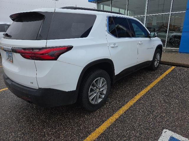 used 2022 Chevrolet Traverse car, priced at $25,992