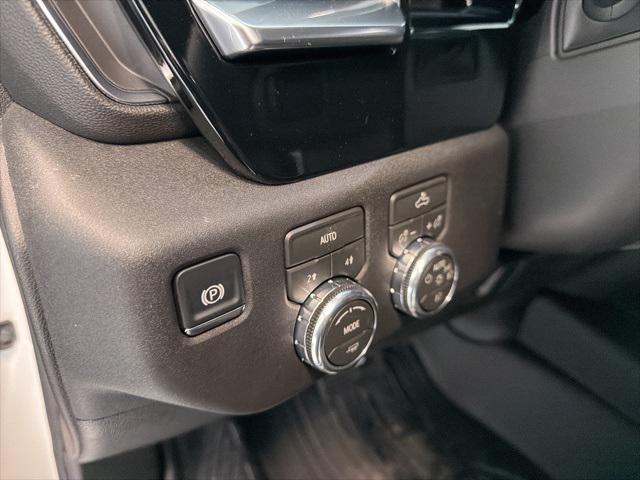 new 2026 GMC Sierra 1500 car, priced at $47,698