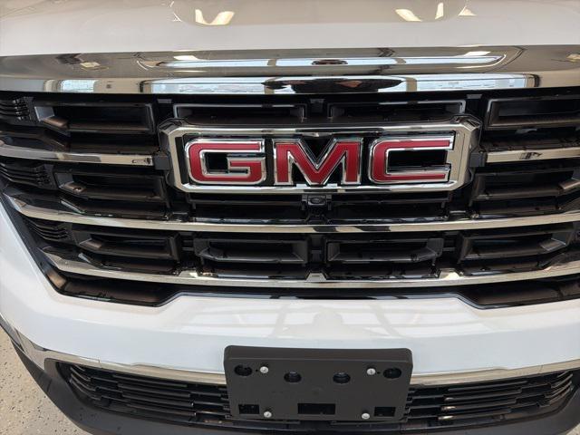 new 2026 GMC Acadia car, priced at $50,436