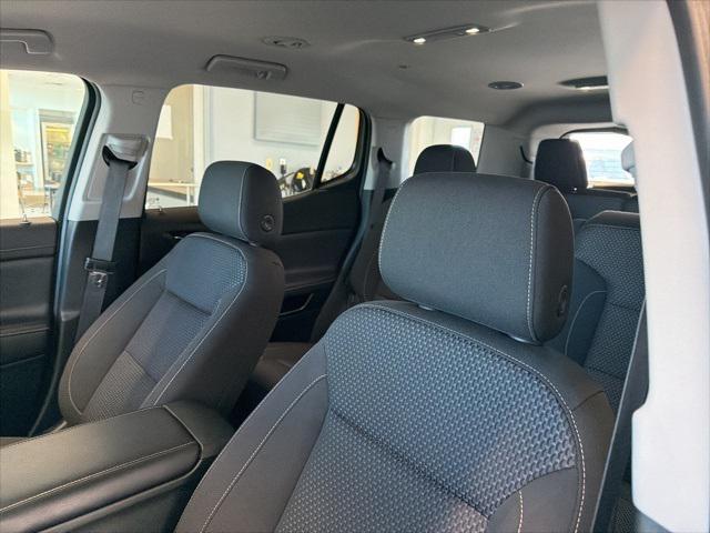 used 2023 GMC Acadia car, priced at $27,912