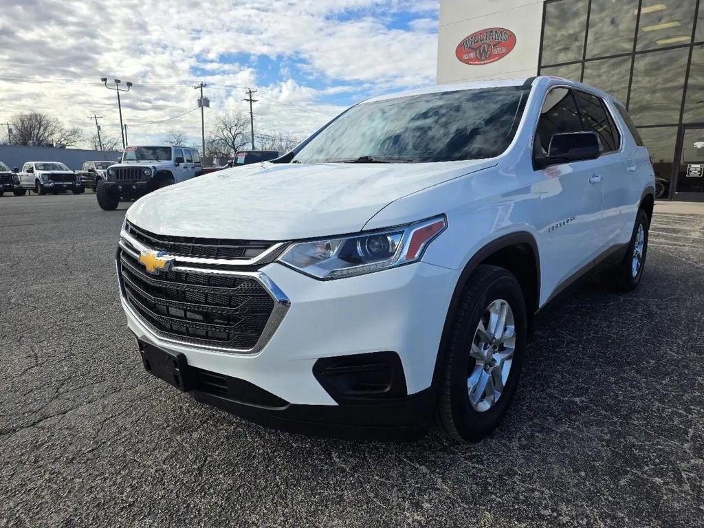 used 2021 Chevrolet Traverse car, priced at $16,991