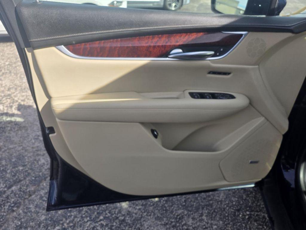 used 2017 Cadillac XT5 car, priced at $13,991