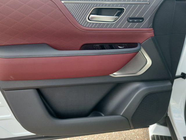 new 2026 INFINITI QX80 car, priced at $109,260