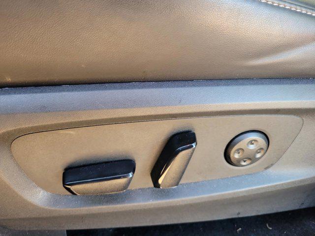 used 2025 INFINITI QX60 car, priced at $38,250