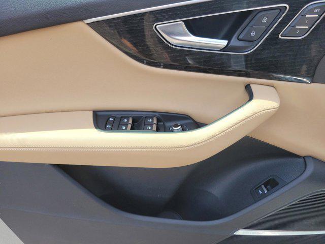 used 2023 Audi Q7 car, priced at $32,595