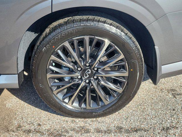 new 2026 INFINITI QX80 car, priced at $117,715