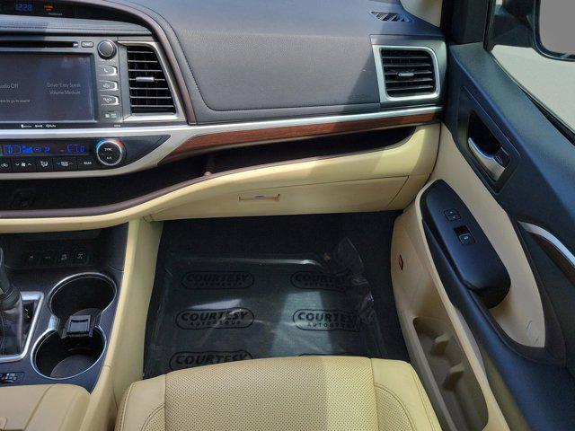 used 2016 Toyota Highlander car, priced at $17,989