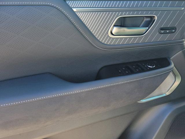 new 2026 INFINITI QX80 car, priced at $110,024