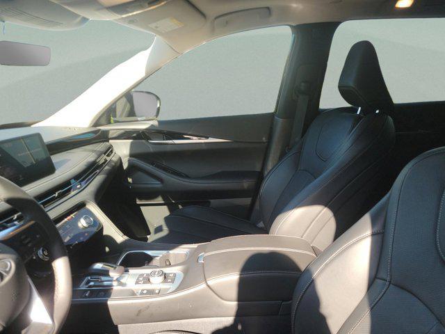 used 2025 INFINITI QX60 car, priced at $39,850