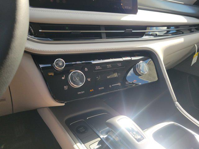 new 2027 INFINITI QX60 car, priced at $60,235
