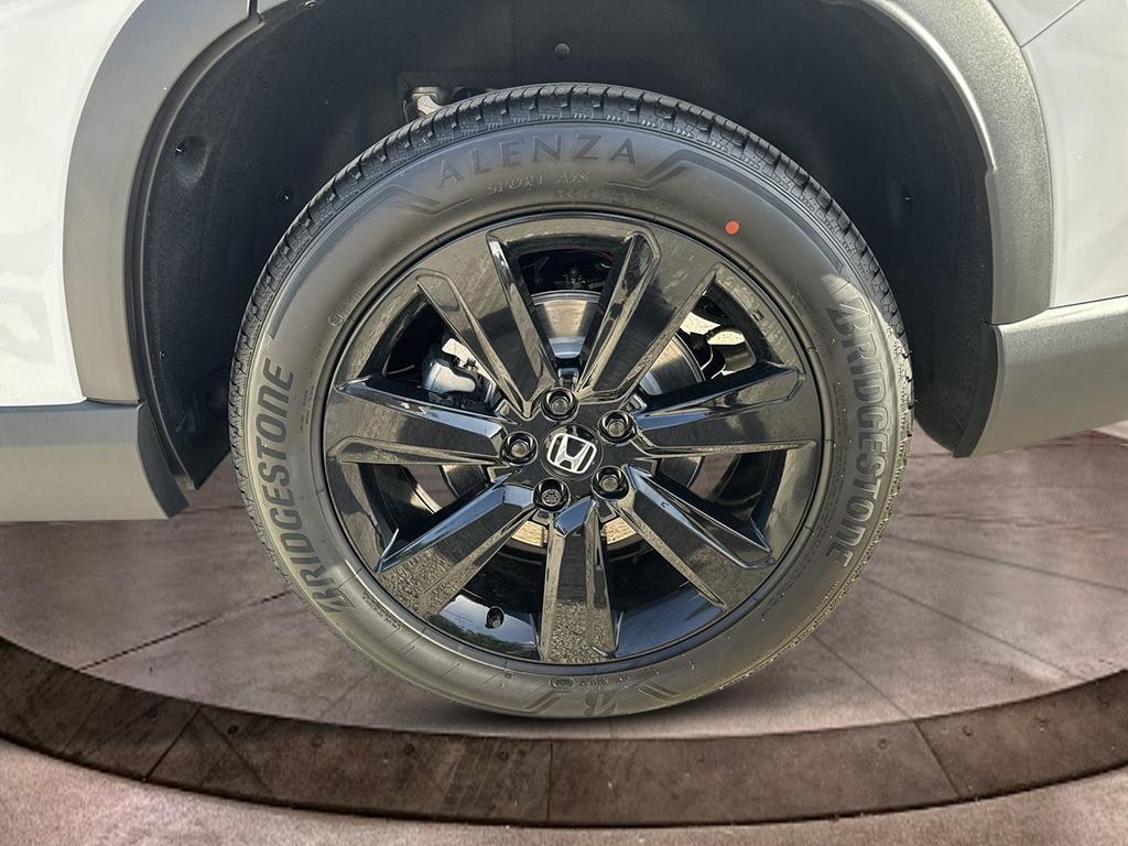 new 2025 Honda Pilot car, priced at $56,530