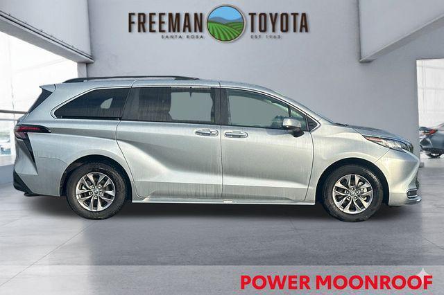 used 2023 Toyota Sienna car, priced at $38,900