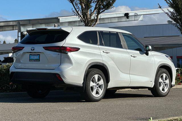 used 2023 Toyota Highlander Hybrid car, priced at $27,994