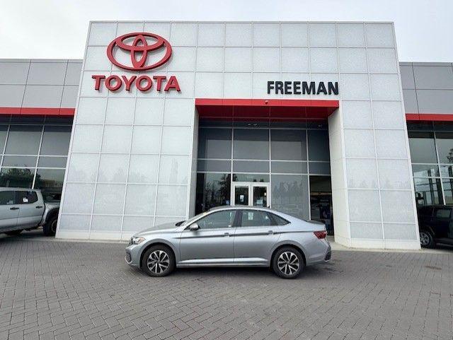 used 2024 Volkswagen Jetta car, priced at $18,900