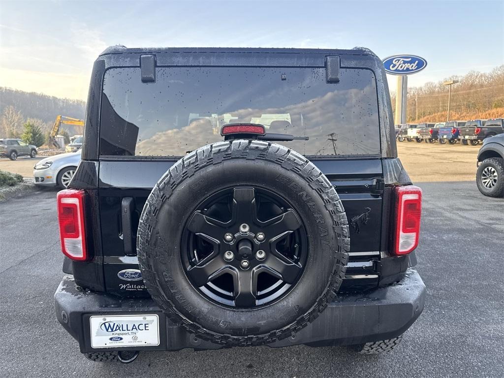 new 2025 Ford Bronco car, priced at $49,665