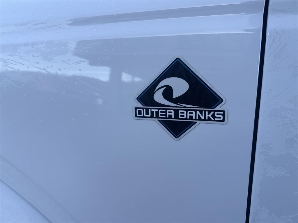 new 2025 Ford Bronco car, priced at $60,345