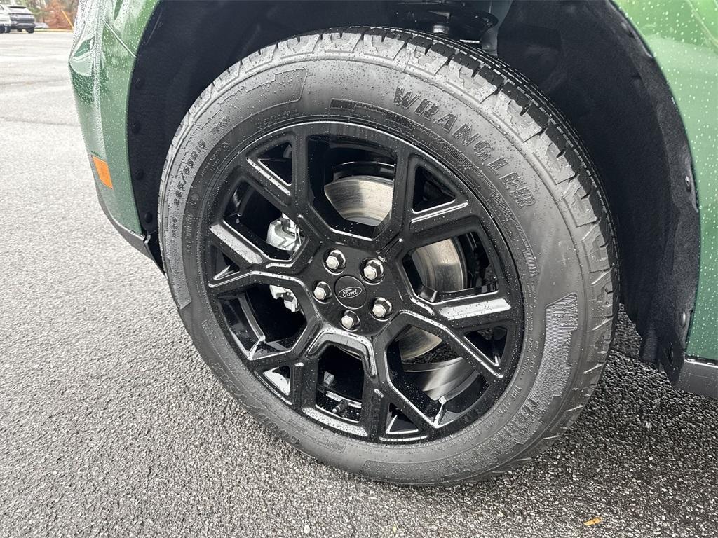 new 2025 Ford Maverick car, priced at $37,540