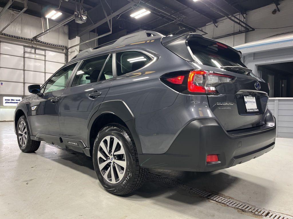used 2025 Subaru Outback car, priced at $29,995
