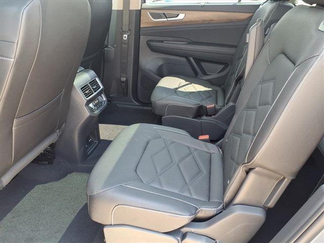 new 2026 Volkswagen Atlas car, priced at $46,220