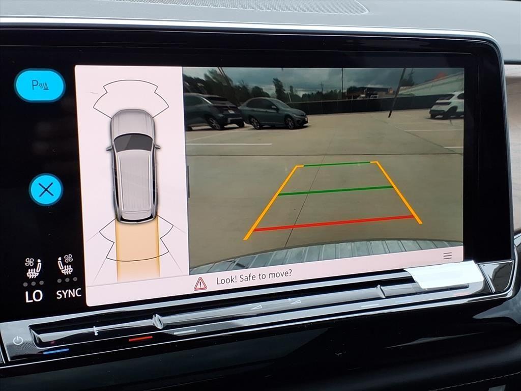 new 2026 Volkswagen Atlas car, priced at $45,708